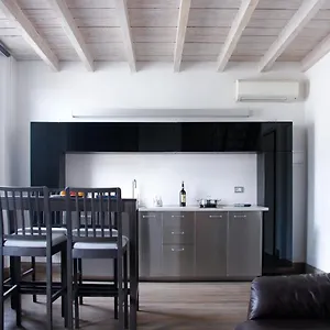 bronzino-loft.it-tuscanyhotel.com/