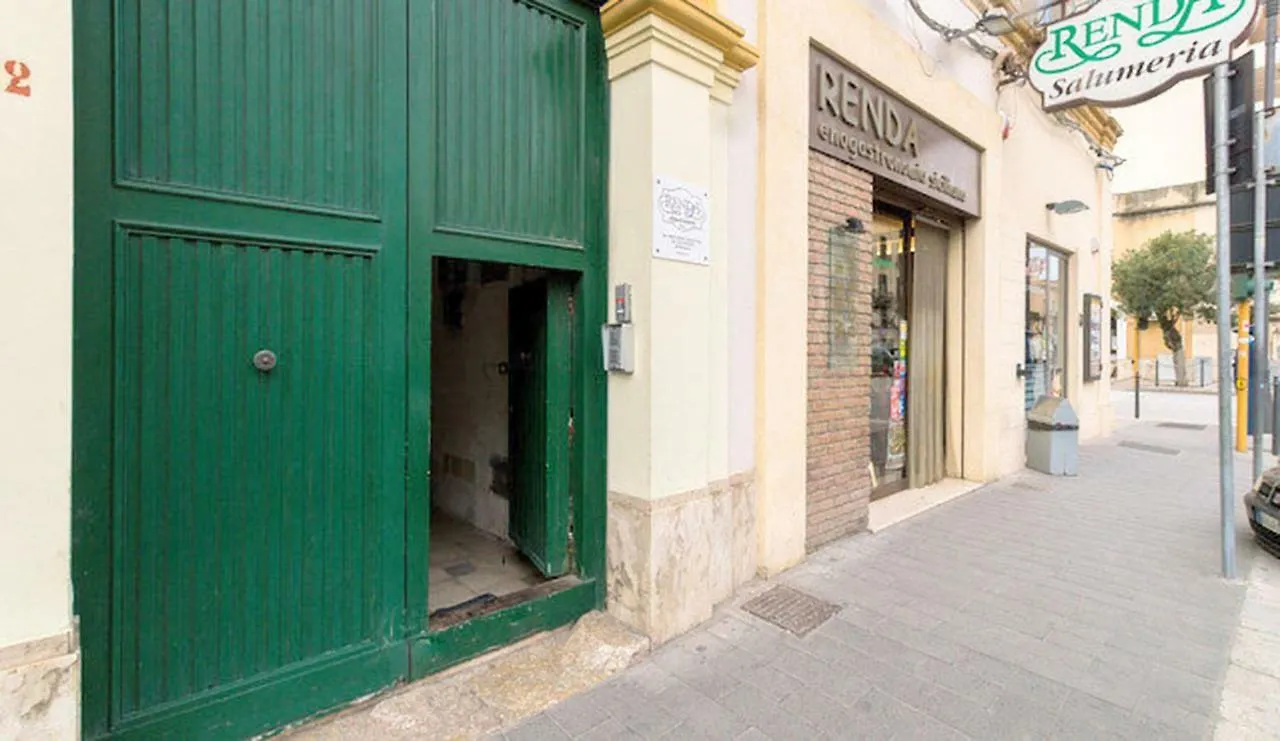 Renda Apartments Trapani 0*,